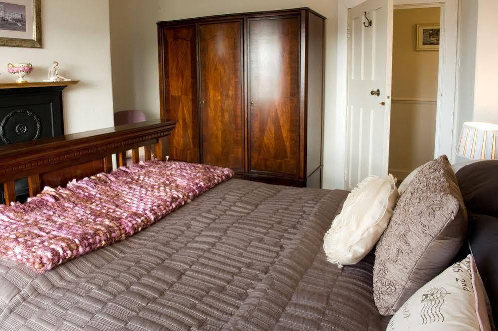 Tan Y Cytiau Villa Holyhead Ngoại thất bức ảnh